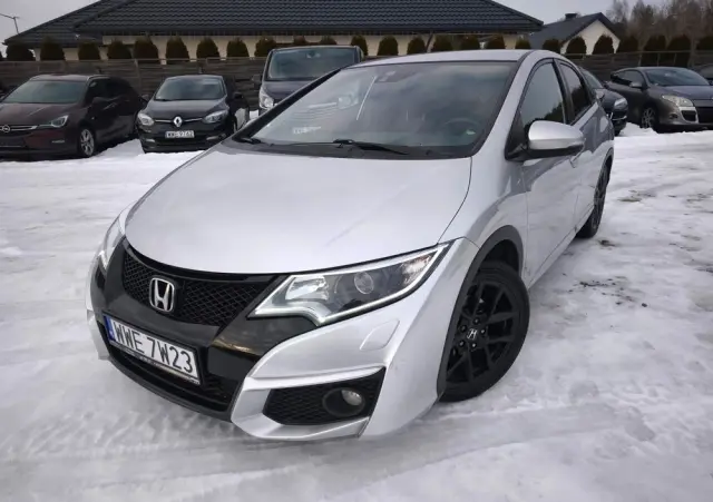 HONDA Civic 1.8 i-VTEC Sport