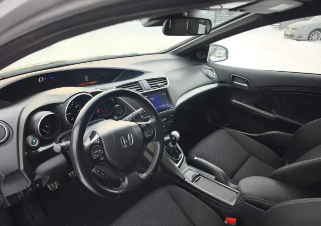 HONDA Civic 1.8 i-VTEC Sport