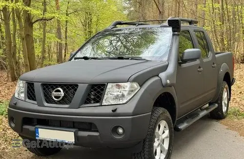 NISSAN Navara 