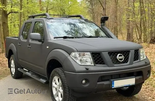 NISSAN Navara 