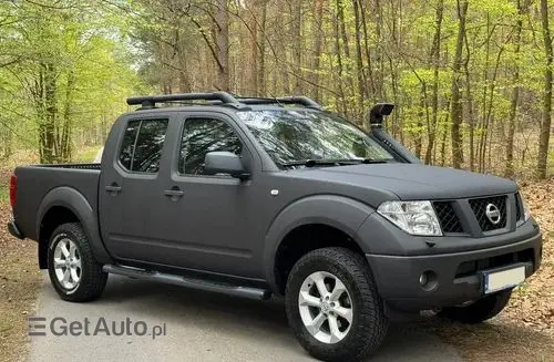 NISSAN Navara 