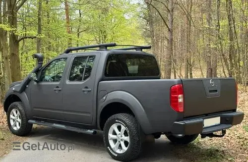 NISSAN Navara 
