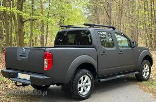 NISSAN Navara 
