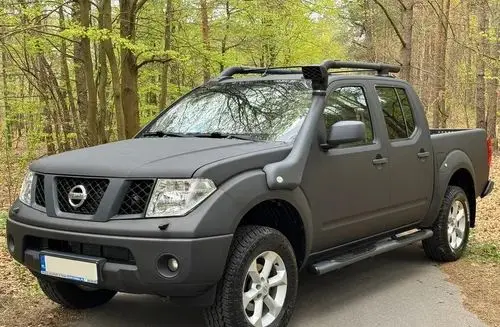NISSAN Navara 