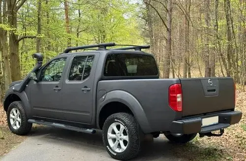 NISSAN Navara 