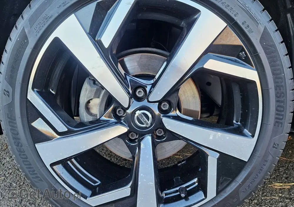 NISSAN Qashqai 1.6 DIG-T Tekna