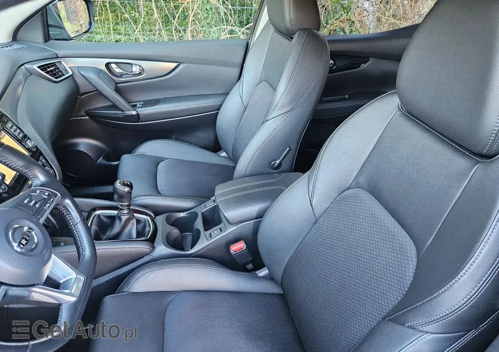 NISSAN Qashqai 1.6 DIG-T Tekna