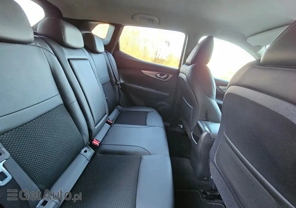NISSAN Qashqai 1.6 DIG-T Tekna