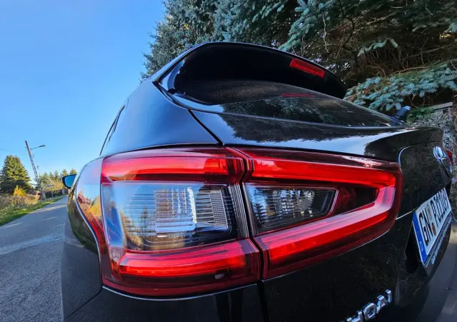 NISSAN Qashqai 1.6 DIG-T Tekna