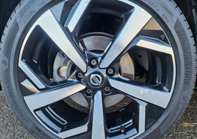 NISSAN Qashqai 1.6 DIG-T Tekna