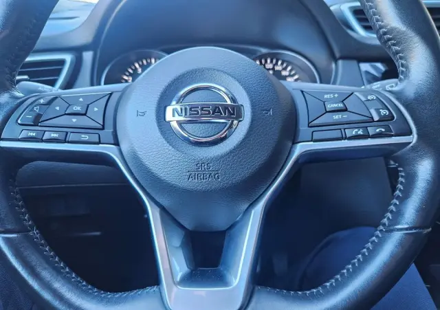 NISSAN Qashqai 1.6 DIG-T Tekna