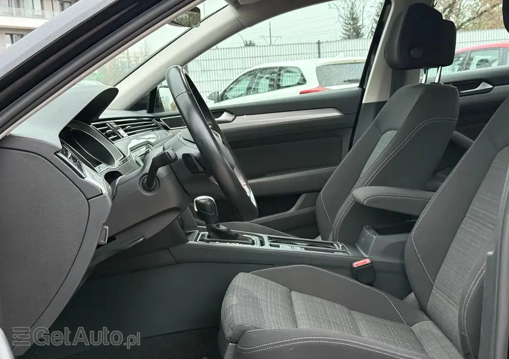 VOLKSWAGEN Passat 1.5 TSI EVO Elegance DSG