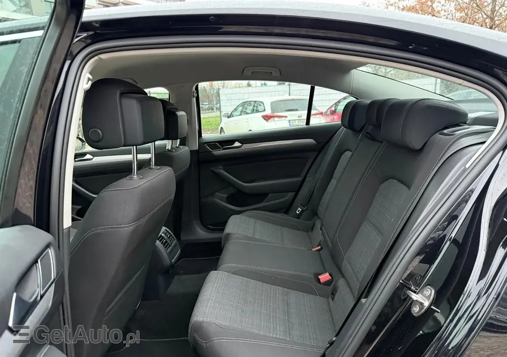 VOLKSWAGEN Passat 1.5 TSI EVO Elegance DSG