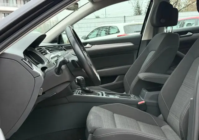 VOLKSWAGEN Passat 1.5 TSI EVO Elegance DSG