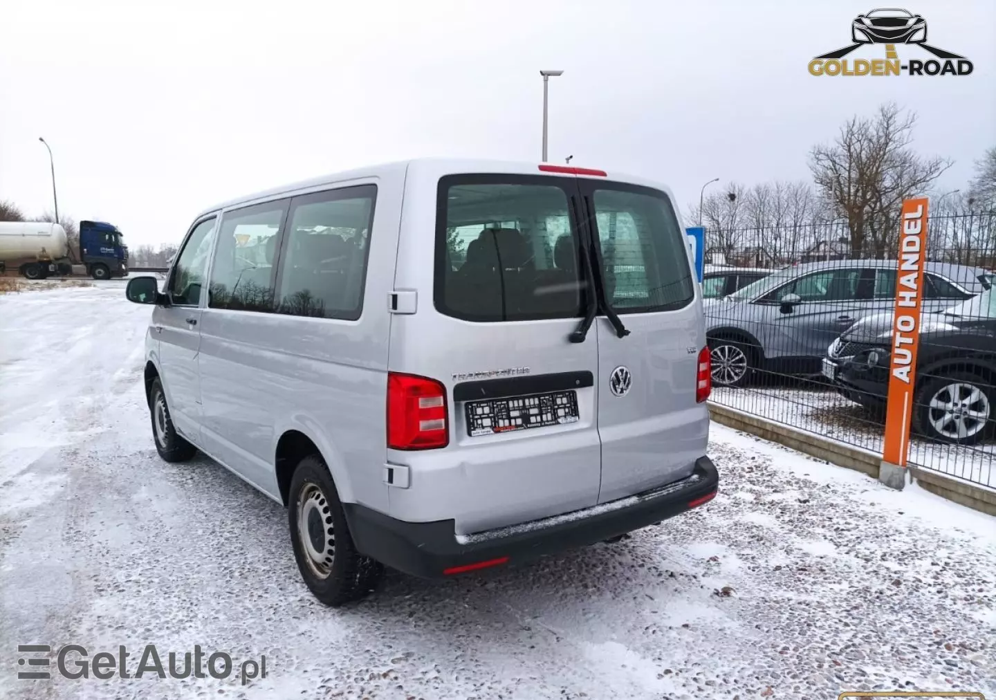 VOLKSWAGEN Transporter 