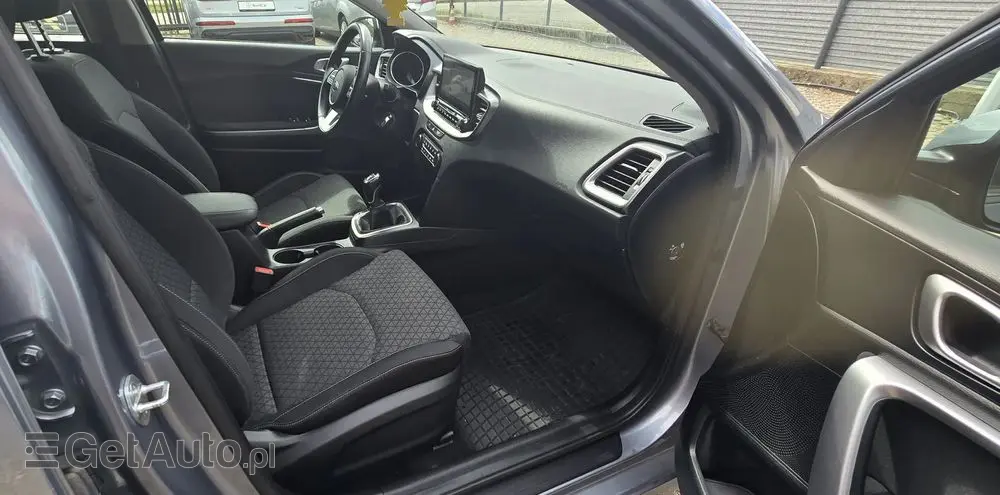 KIA Ceed 1.0 T-GDI M