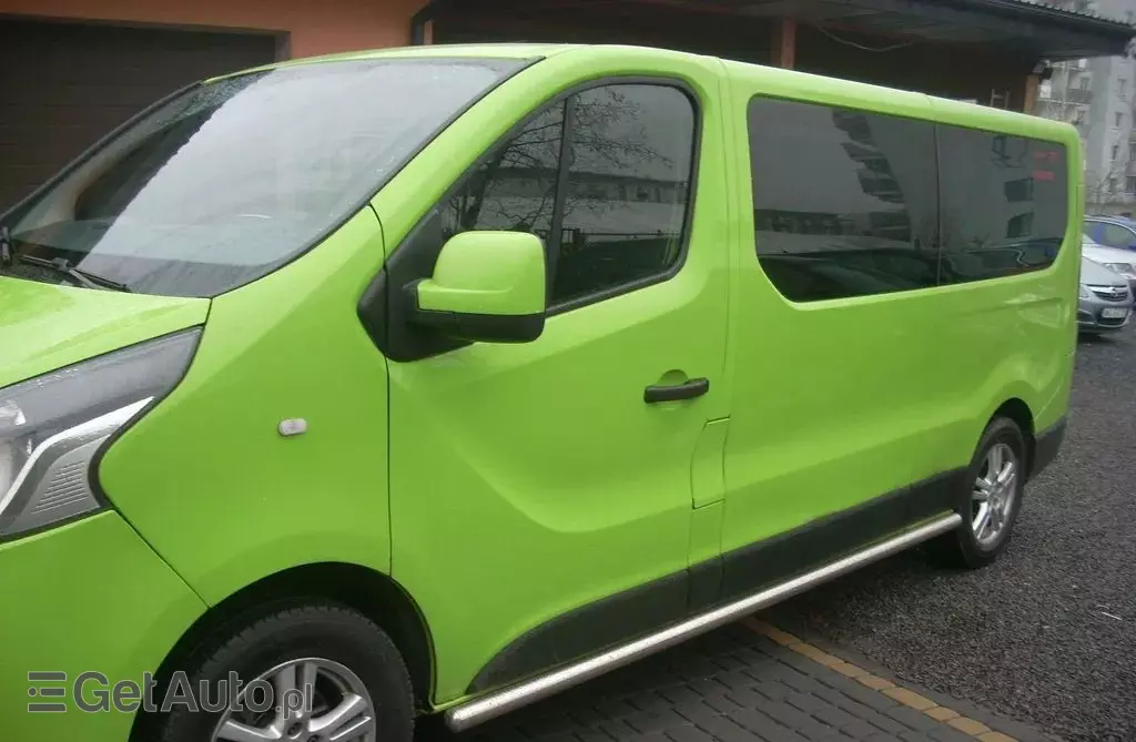 RENAULT Trafic 