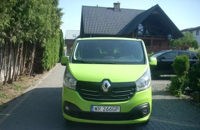 RENAULT Trafic 