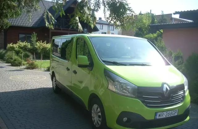 RENAULT Trafic 
