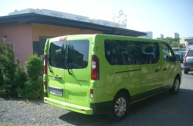 RENAULT Trafic 
