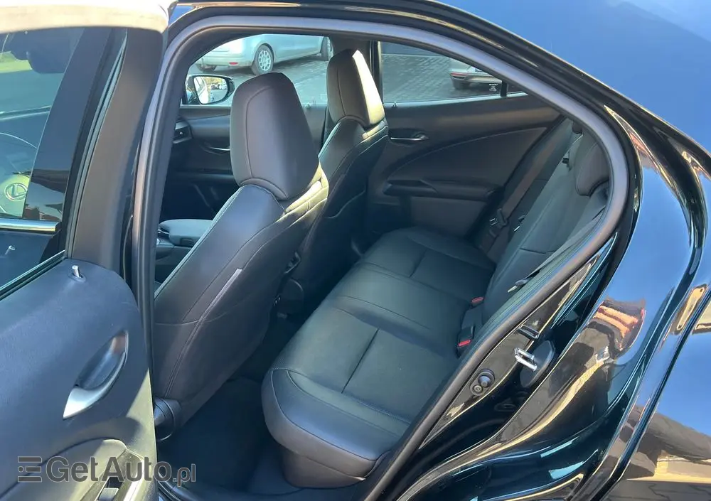 LEXUS UX 250h Prestige 2WD