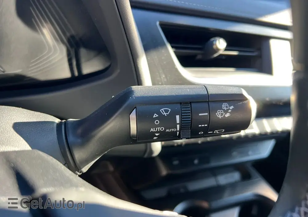 LEXUS UX 250h Prestige 2WD