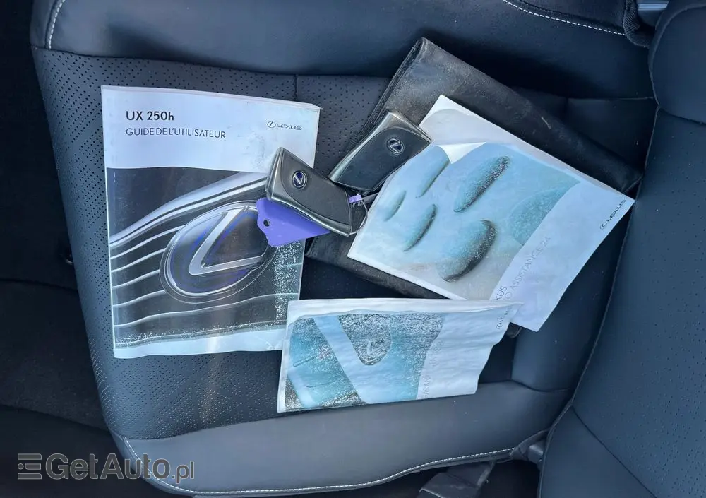LEXUS UX 250h Prestige 2WD