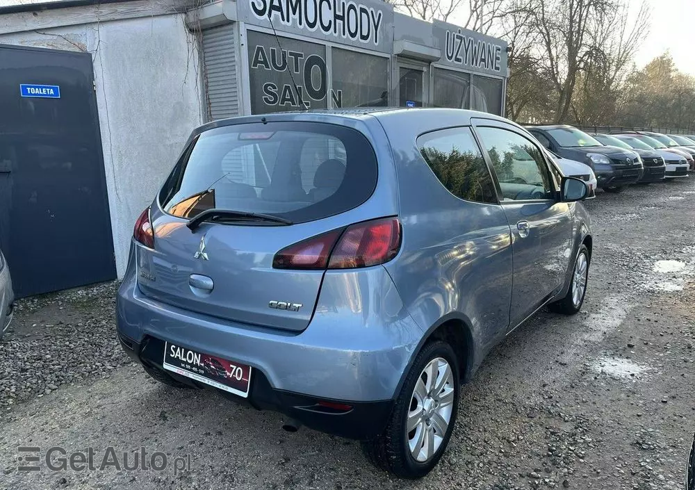 MITSUBISHI Colt 