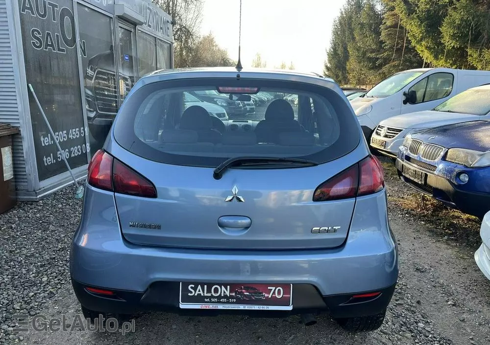 MITSUBISHI Colt 