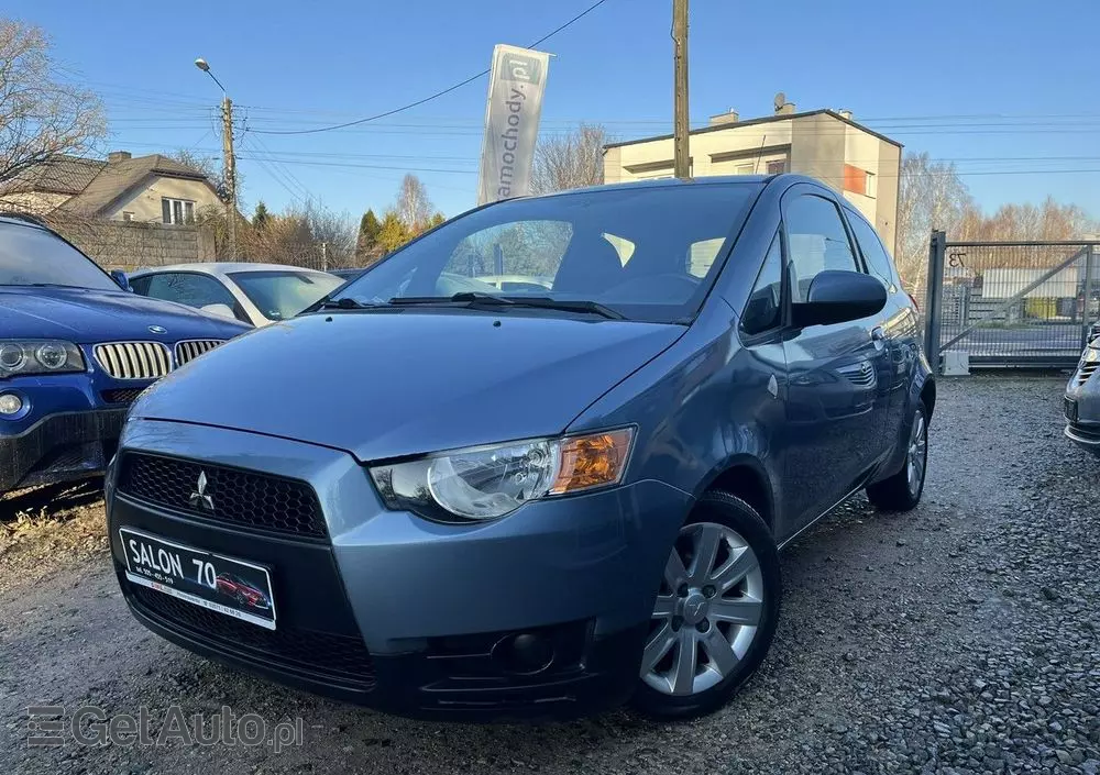 MITSUBISHI Colt 