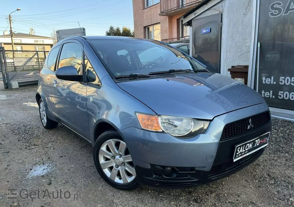 MITSUBISHI Colt 