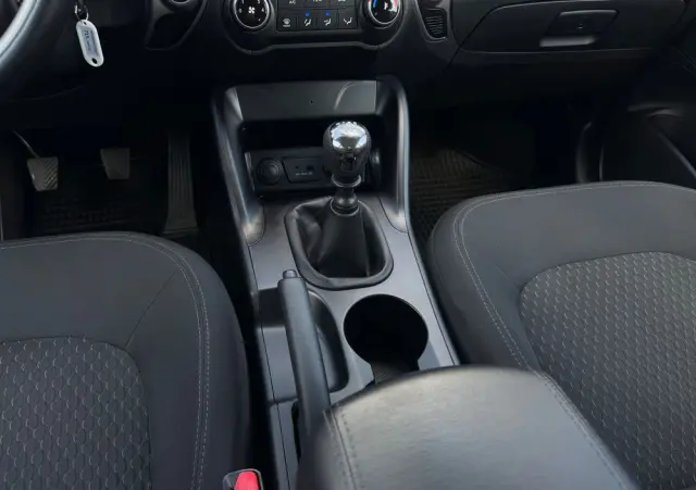 HYUNDAI Ix35 1.6 2WD 5 Star Edition