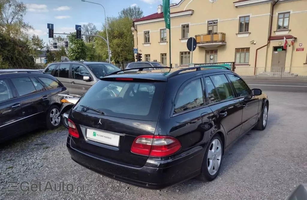 MERCEDES-BENZ Klasa E E 220 CDI (150 KM) 5G-TRONIC