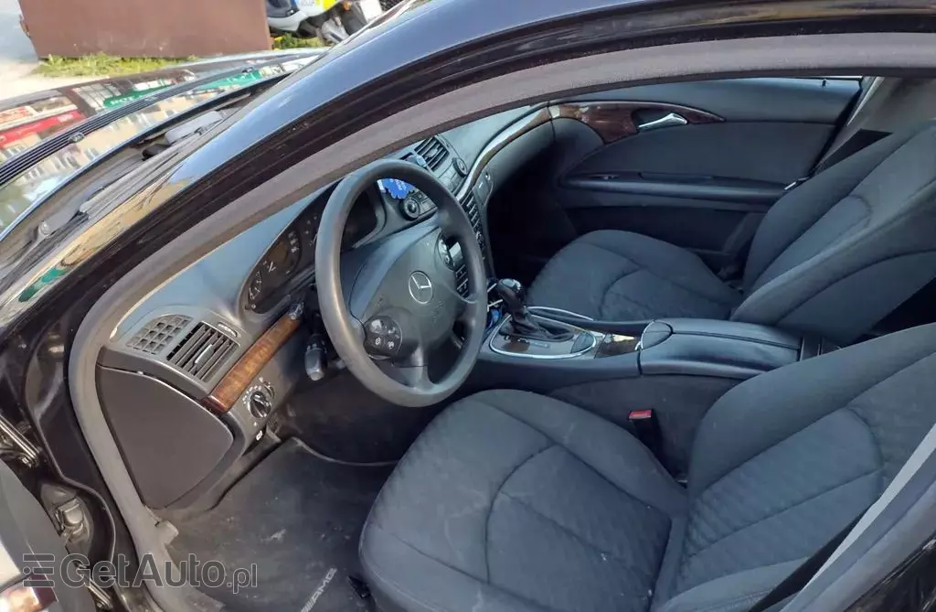 MERCEDES-BENZ Klasa E E 220 CDI (150 KM) 5G-TRONIC