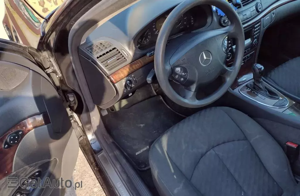MERCEDES-BENZ Klasa E E 220 CDI (150 KM) 5G-TRONIC