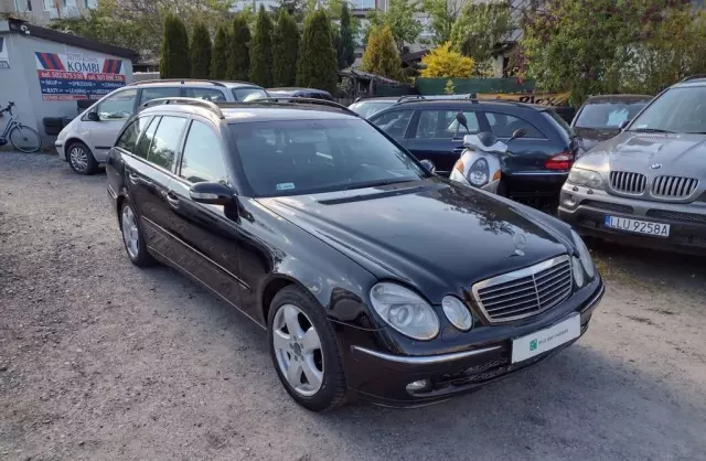 MERCEDES-BENZ Klasa E E 220 CDI (150 KM) 5G-TRONIC