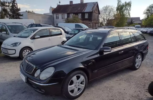 MERCEDES-BENZ Klasa E E 220 CDI (150 KM) 5G-TRONIC