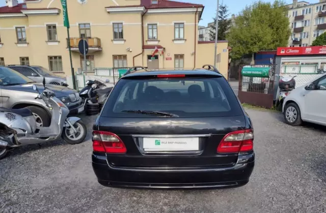 MERCEDES-BENZ Klasa E E 220 CDI (150 KM) 5G-TRONIC