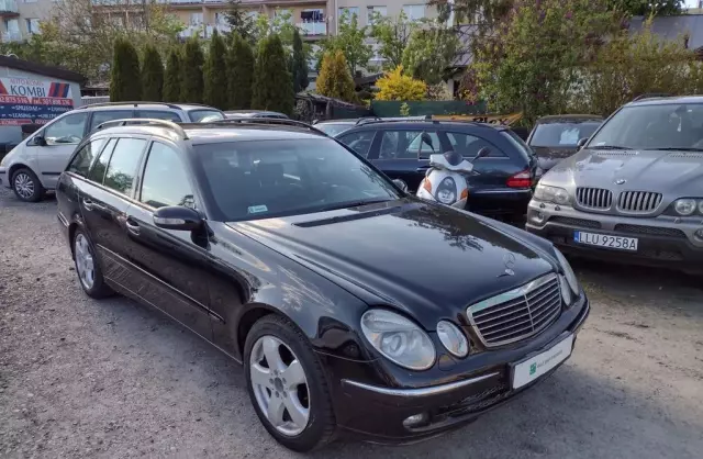 MERCEDES-BENZ Klasa E E 220 CDI (150 KM) 5G-TRONIC