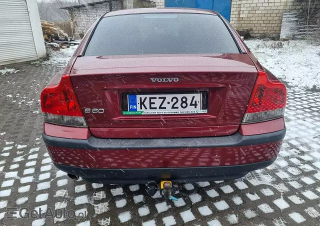 VOLVO S60 