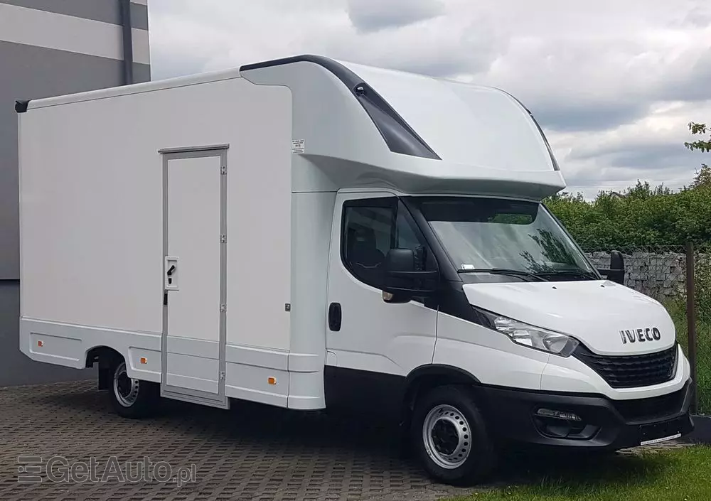IVECO DAILY KONTENER NISKOPODŁOGOWY 4,43x2,23x2,42 SKLEP FOODTRUCK BAR KLIMA KONIOWÓZ KAMPER 