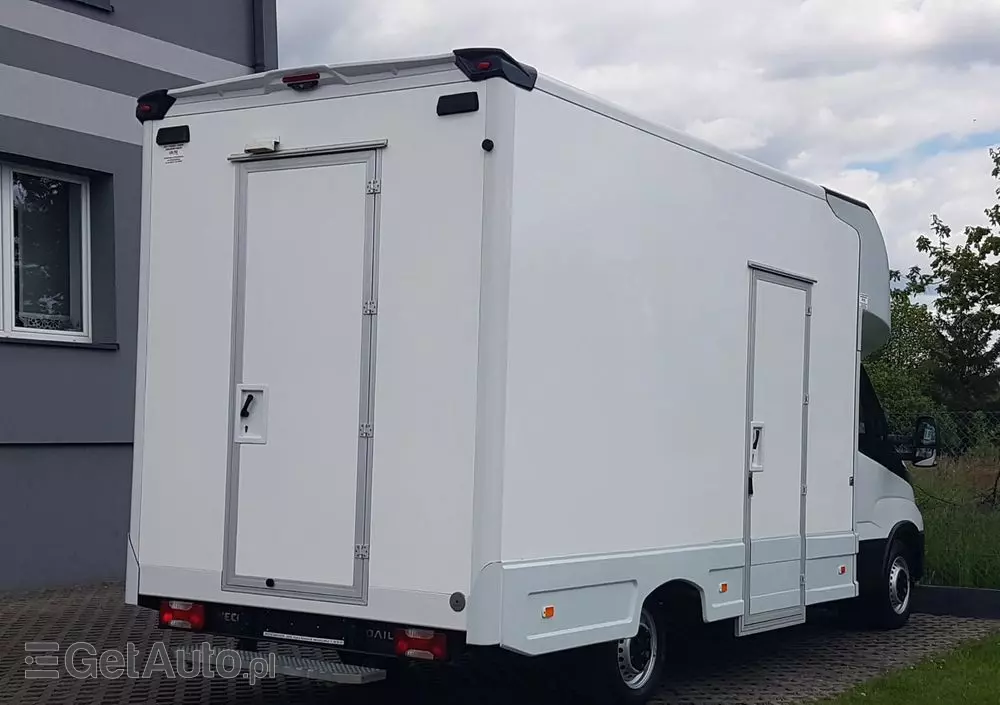 IVECO DAILY KONTENER NISKOPODŁOGOWY 4,43x2,23x2,42 SKLEP FOODTRUCK BAR KLIMA KONIOWÓZ KAMPER 
