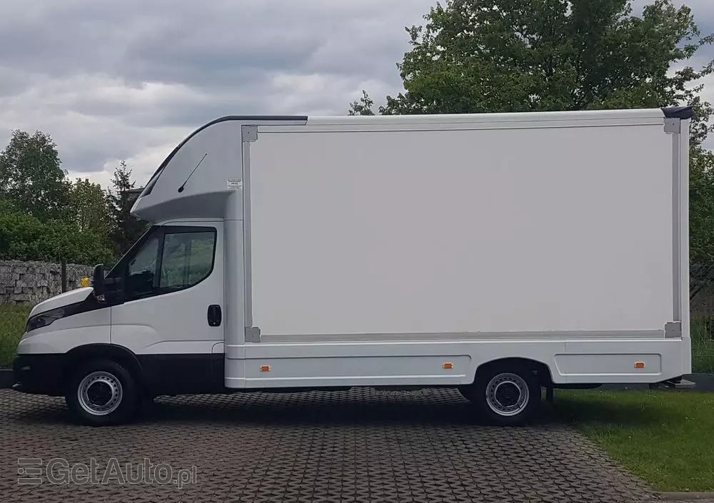 IVECO DAILY KONTENER NISKOPODŁOGOWY 4,43x2,23x2,42 SKLEP FOODTRUCK BAR KLIMA KONIOWÓZ KAMPER 