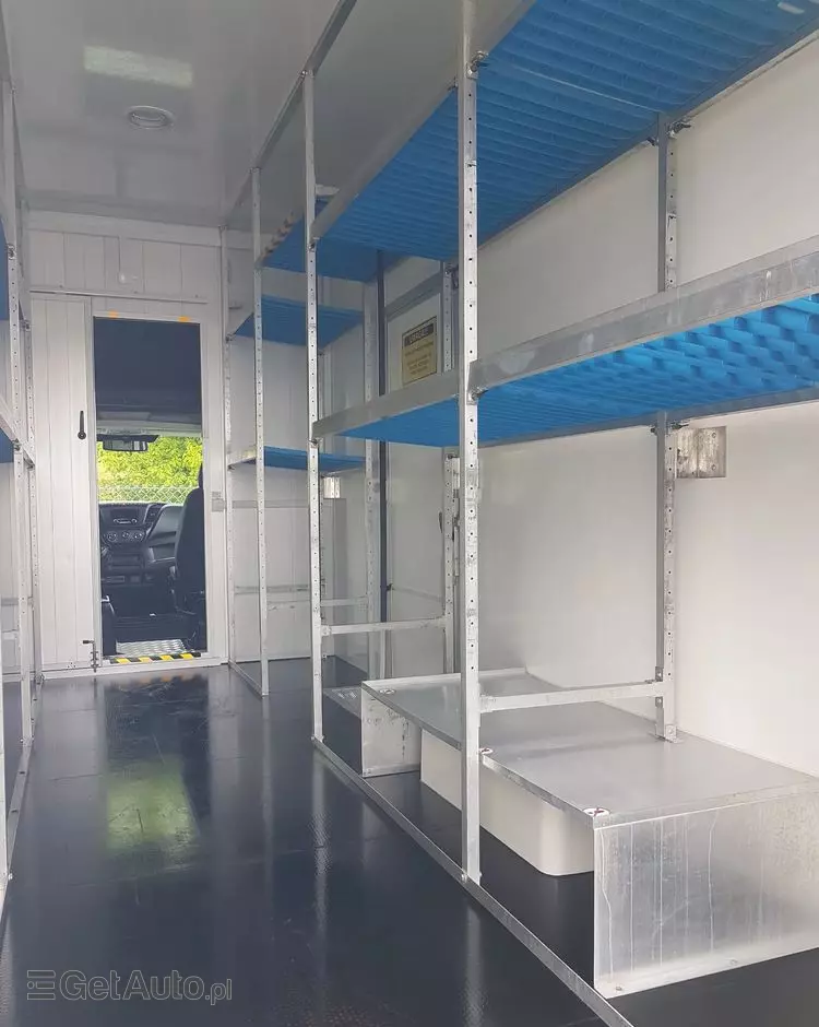 IVECO DAILY KONTENER NISKOPODŁOGOWY 4,43x2,23x2,42 SKLEP FOODTRUCK BAR KLIMA KONIOWÓZ KAMPER 