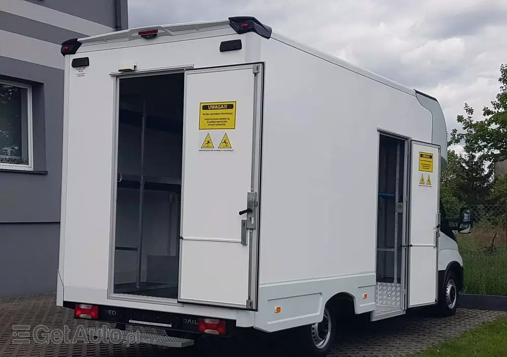 IVECO DAILY KONTENER NISKOPODŁOGOWY 4,43x2,23x2,42 SKLEP FOODTRUCK BAR KLIMA KONIOWÓZ KAMPER 
