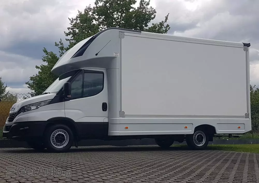 IVECO DAILY KONTENER NISKOPODŁOGOWY 4,43x2,23x2,42 SKLEP FOODTRUCK BAR KLIMA KONIOWÓZ KAMPER 