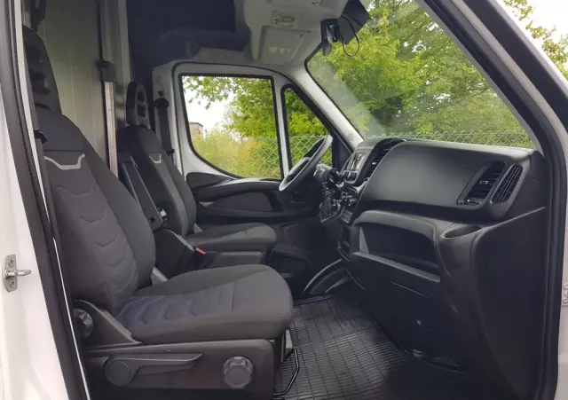 IVECO DAILY KONTENER NISKOPODŁOGOWY 4,43x2,23x2,42 SKLEP FOODTRUCK BAR KLIMA KONIOWÓZ KAMPER 