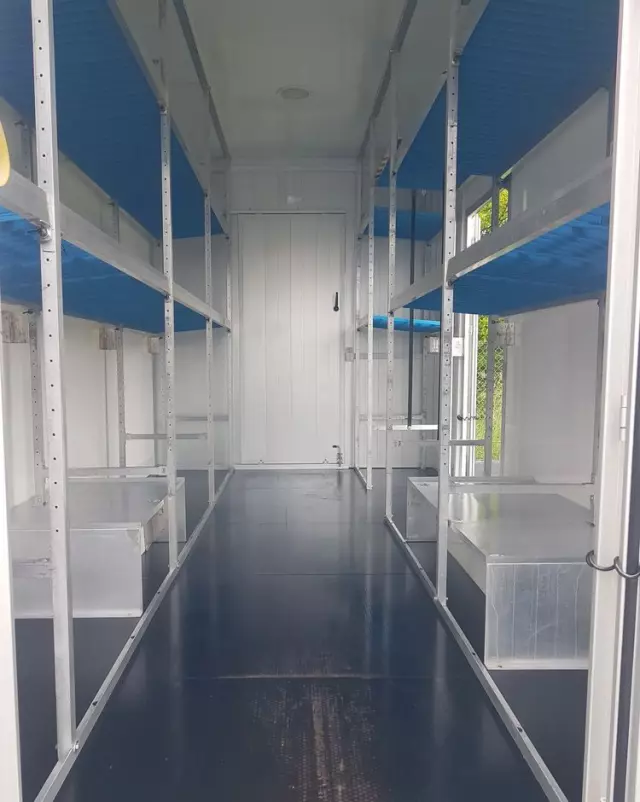 IVECO DAILY KONTENER NISKOPODŁOGOWY 4,43x2,23x2,42 SKLEP FOODTRUCK BAR KLIMA KONIOWÓZ KAMPER 