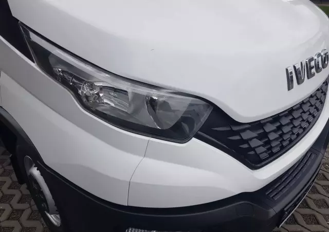 IVECO DAILY KONTENER NISKOPODŁOGOWY 4,43x2,23x2,42 SKLEP FOODTRUCK BAR KLIMA KONIOWÓZ KAMPER 