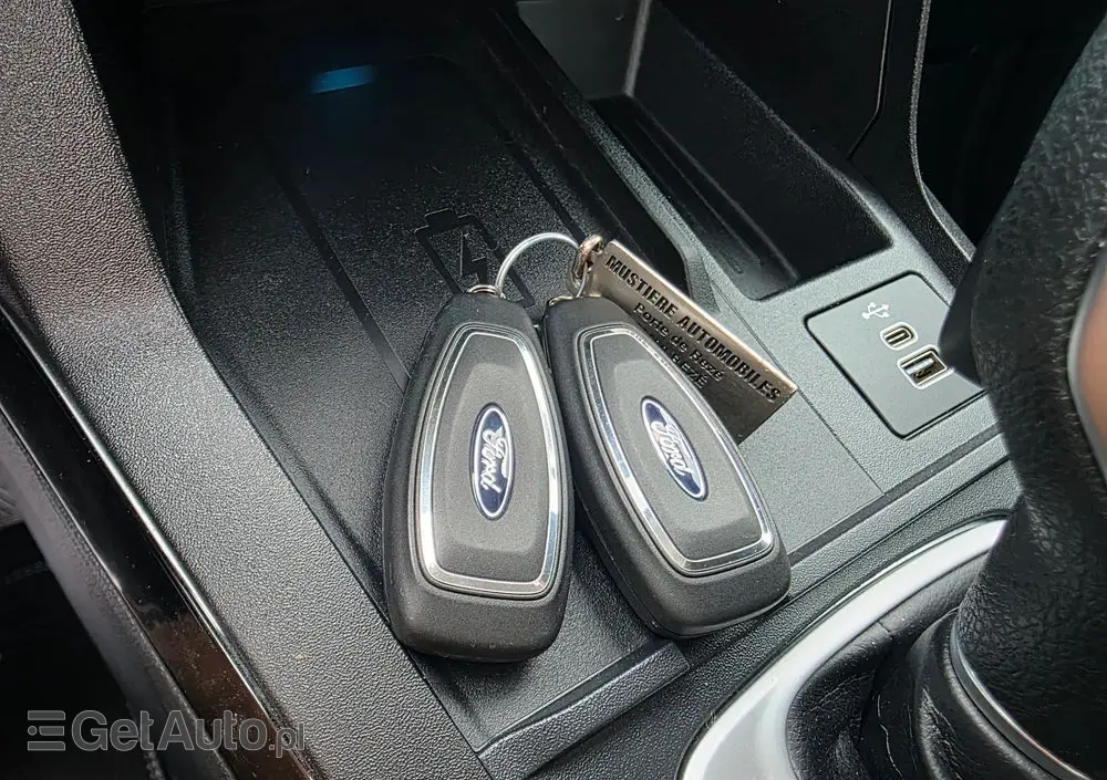 FORD Puma 1.0 EcoBoost Hybrid TITANIUM DESIGN
